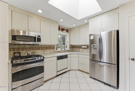 11 Pilgrim Way Wayne NJ 07470