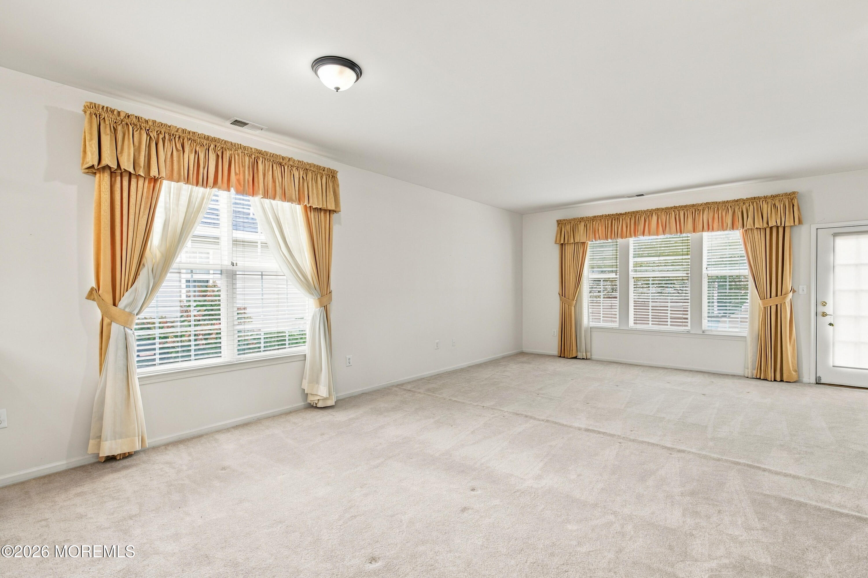 68 Stamford Drive Jackson NJ 08527