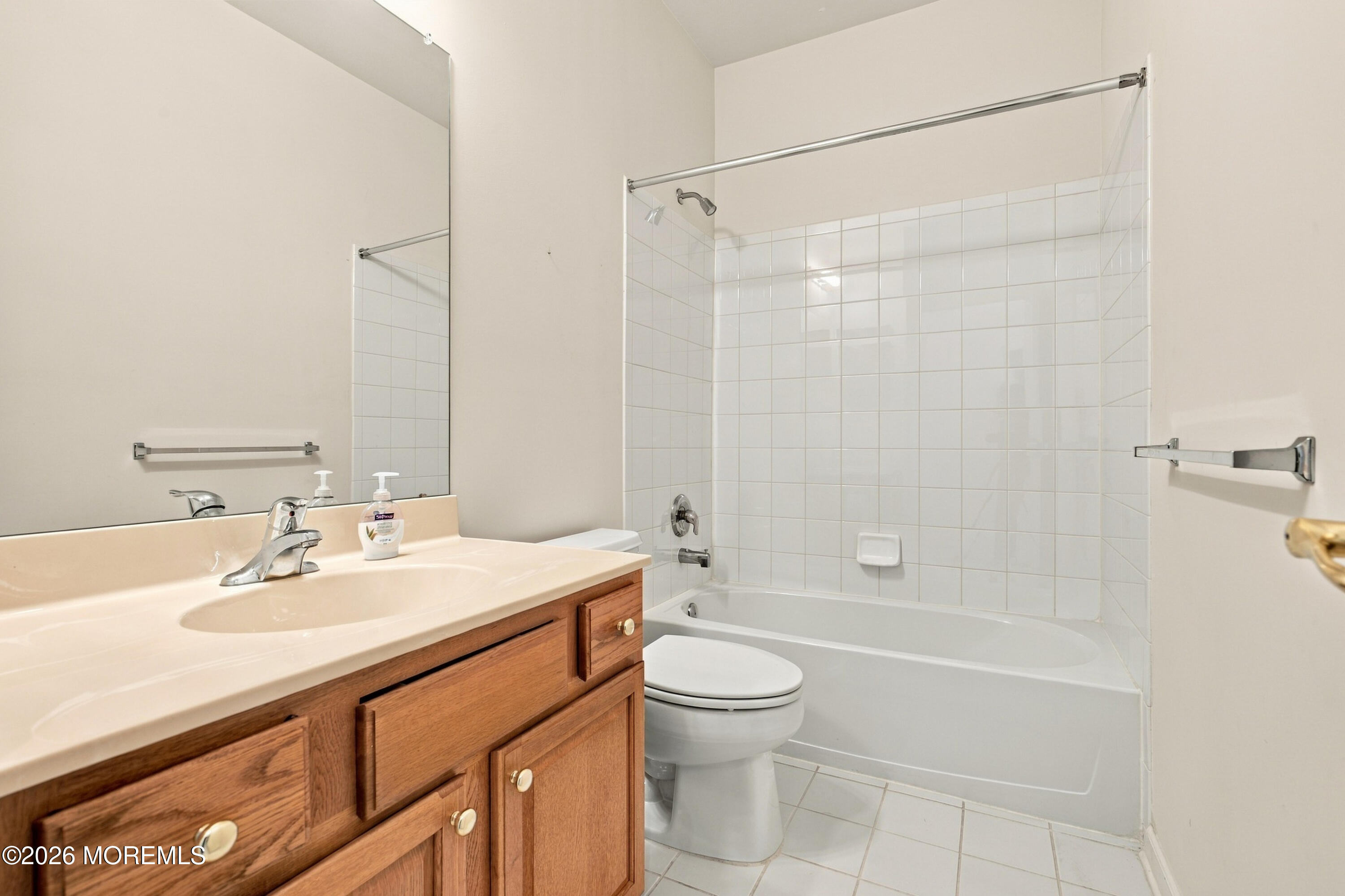 68 Stamford Drive Jackson NJ 08527