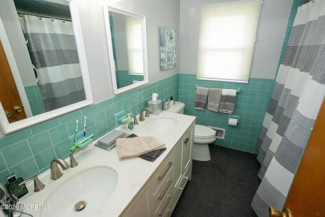 2 Wisz Place Sayreville NJ 08872