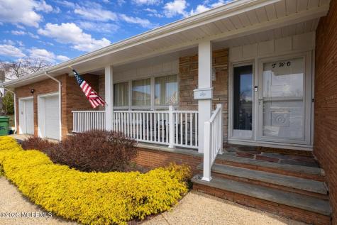 2 Wisz Place Sayreville NJ 08872
