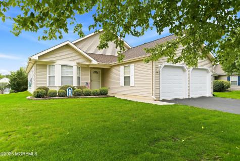42 Meadows Lane Whiting NJ 08759