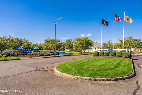42 Meadows Lane Whiting NJ 08759