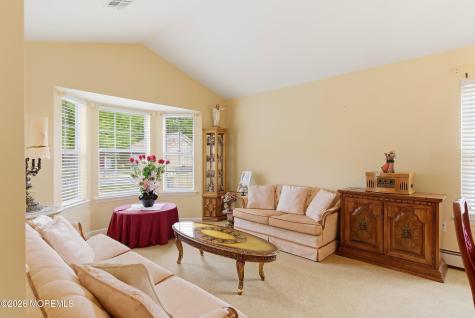 42 Meadows Lane Whiting NJ 08759