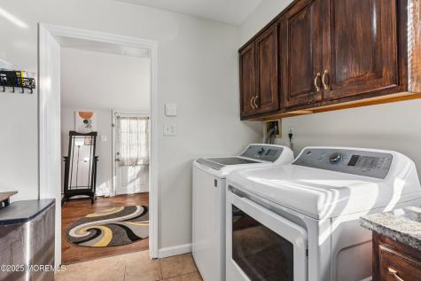 41 Pinetree Drive Parlin NJ 08859