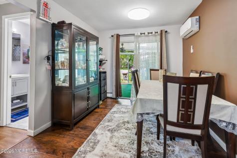 41 Pinetree Drive Parlin NJ 08859