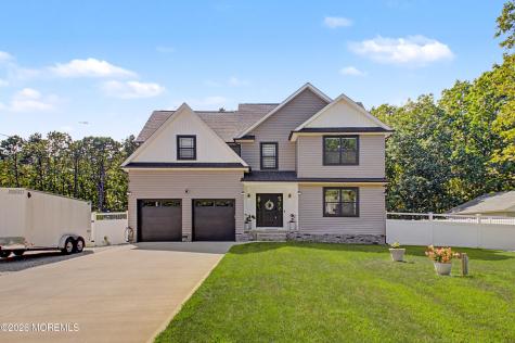 562 Egenolf Avenue Bayville NJ 08721