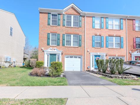 41 Abby Road Farmingdale NJ 07727