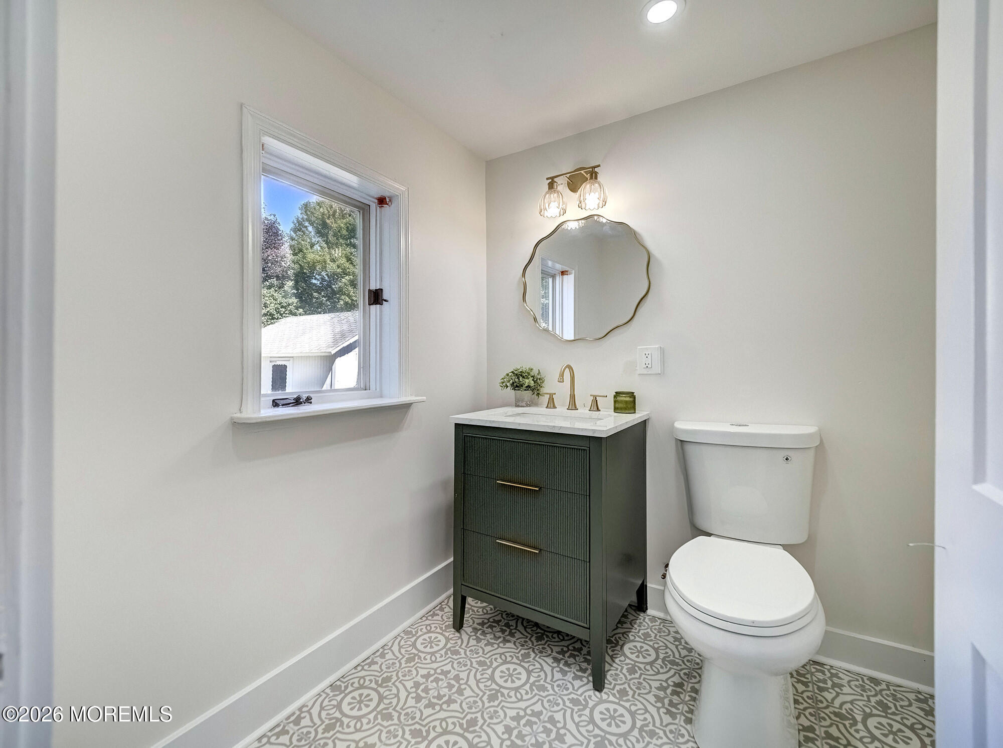 12 Vine Street Jamesburg NJ 08831