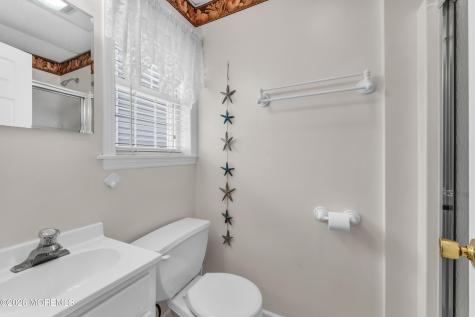 107 W Beach Way Lavallette NJ 08735