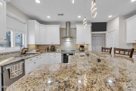 185 Dayna Court Toms River NJ 08753