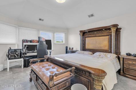 185 Dayna Court Toms River NJ 08753
