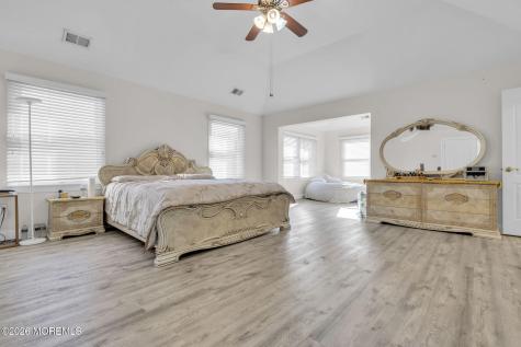 185 Dayna Court Toms River NJ 08753