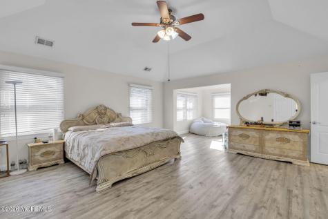 185 Dayna Court Toms River NJ 08753