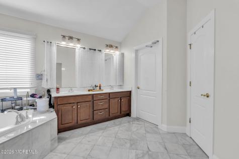 185 Dayna Court Toms River NJ 08753