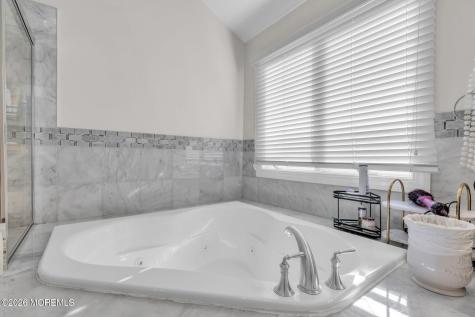 185 Dayna Court Toms River NJ 08753