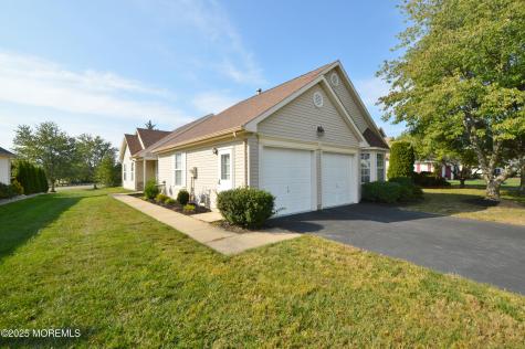 2602 Meadow Lake Drive Toms River NJ 08755