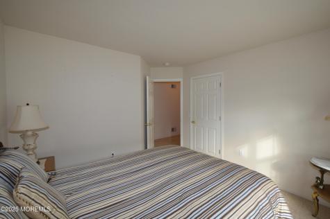 2602 Meadow Lake Drive Toms River NJ 08755