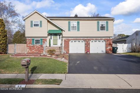 48 Hedgewood Road Howell NJ 07731