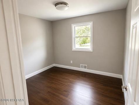 104 Sunset Court Middletown NJ 07748