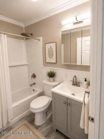 104 Sunset Court Middletown NJ 07748