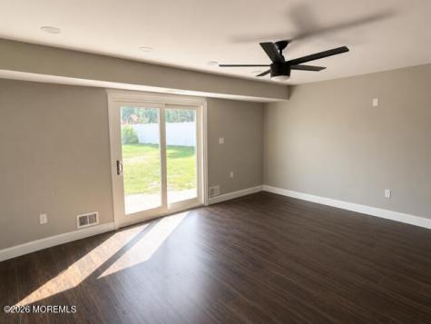 104 Sunset Court Middletown NJ 07748