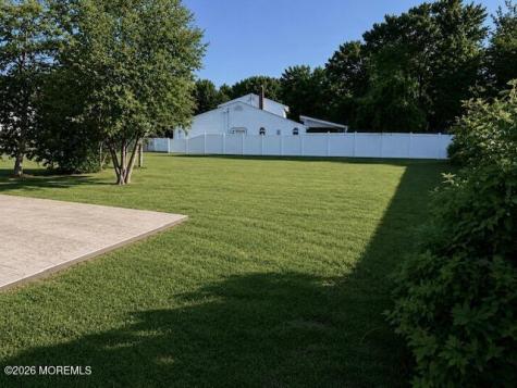 104 Sunset Court Middletown NJ 07748