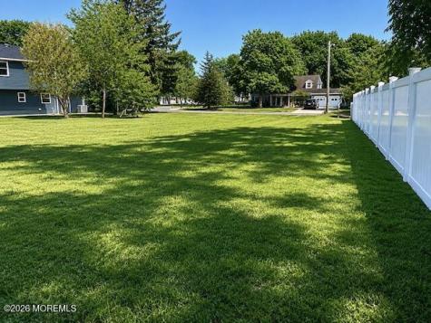 104 Sunset Court Middletown NJ 07748