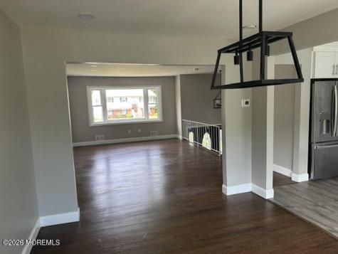 104 Sunset Court Middletown NJ 07748