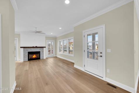 105 Fifth Avenue Ortley Beach NJ 08751