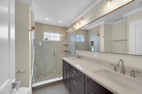 105 Fifth Avenue Ortley Beach NJ 08751