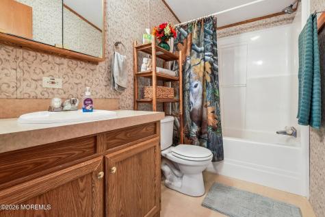 9 Kay Lane Howell NJ 07731