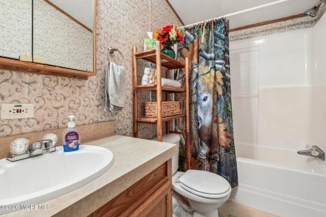 9 Kay Lane Howell NJ 07731