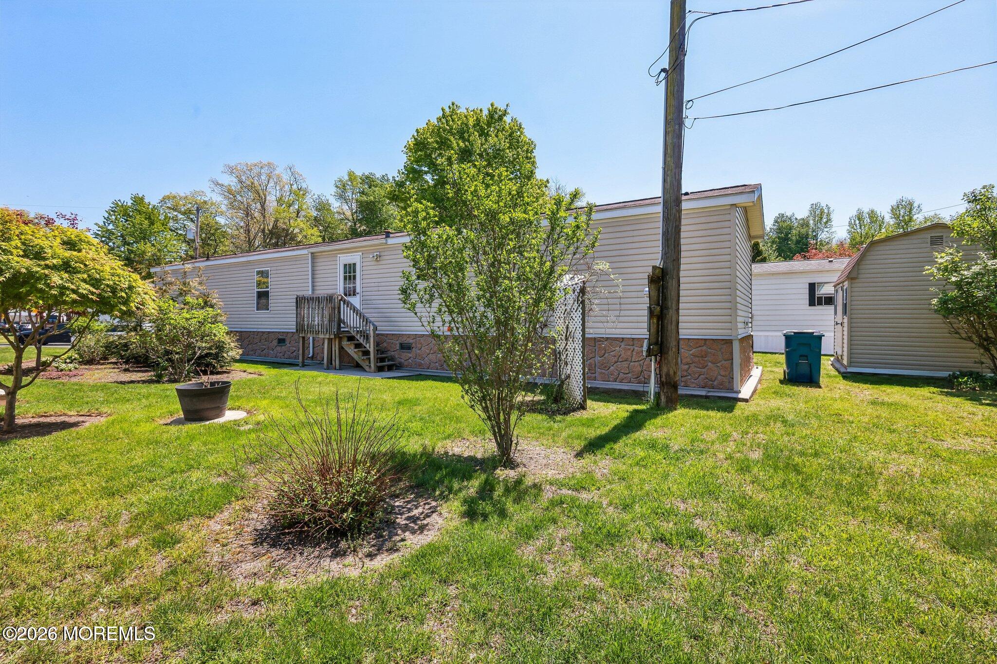 9 Kay Lane Howell NJ 07731