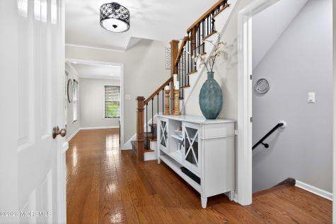 53 Heron Road Middletown NJ 07748