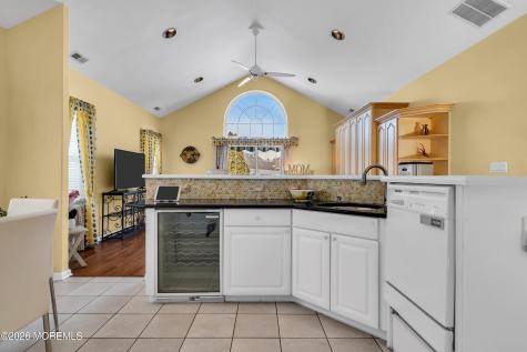 42 Milton Drive Manchester NJ 08759