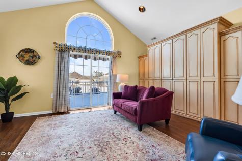 42 Milton Drive Manchester NJ 08759
