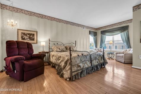 42 Milton Drive Manchester NJ 08759