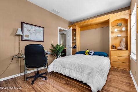 42 Milton Drive Manchester NJ 08759