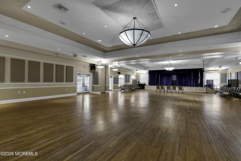 42 Milton Drive Manchester NJ 08759