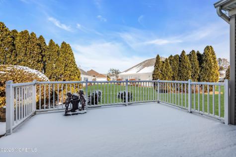42 Milton Drive Manchester NJ 08759