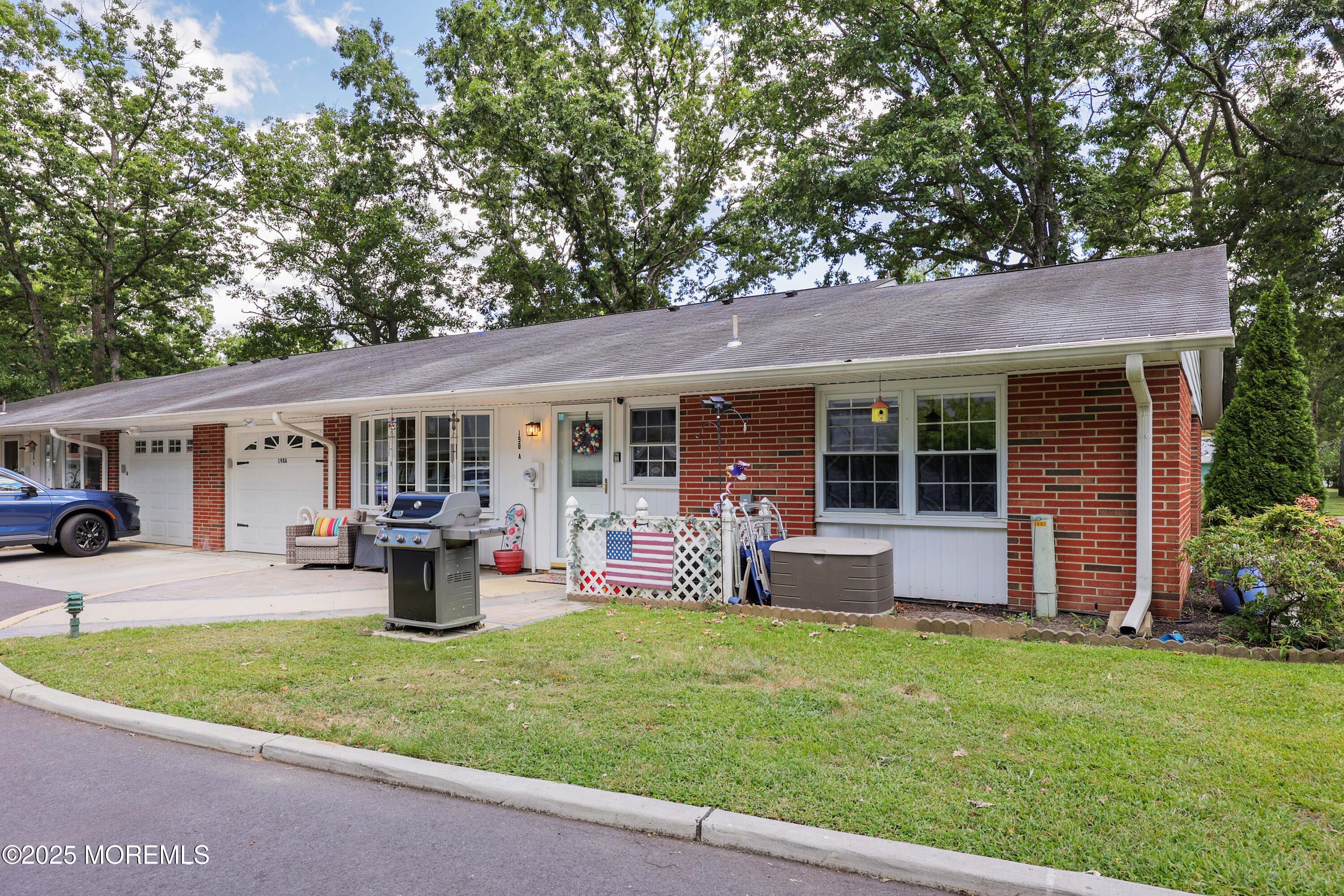 198A Buckingham Drive Lakewood NJ 08701