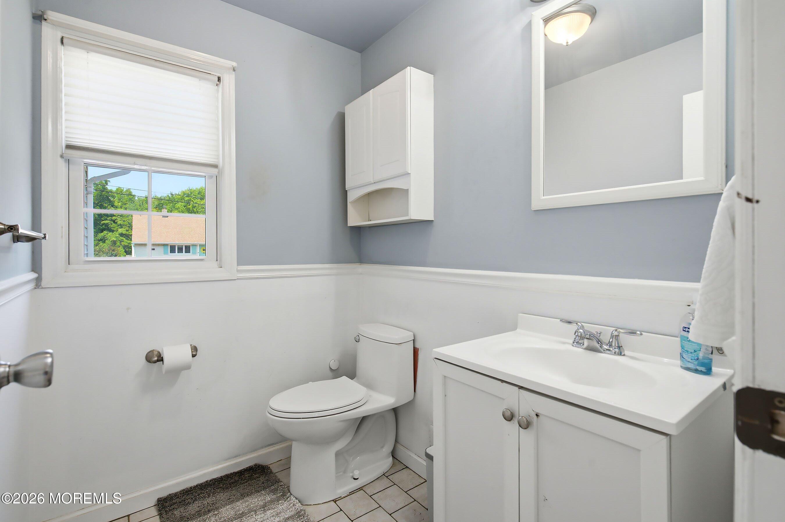 17 Knoll Terrace Hazlet NJ 07730