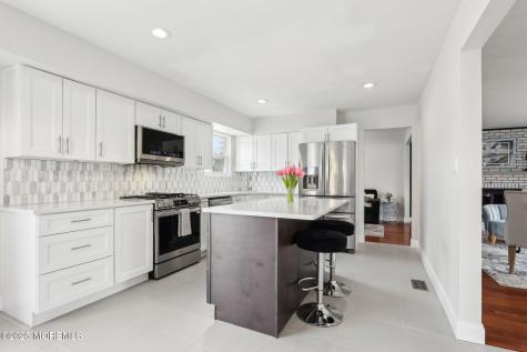 572 Line Road Hazlet NJ 07730