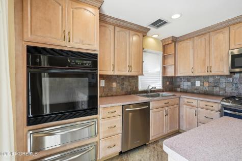 9 Dwight Drive Ocean Twp NJ 07712