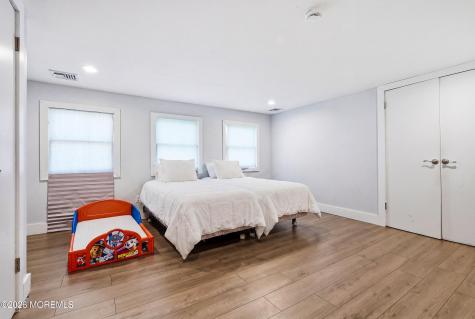 9 Dwight Drive Ocean Twp NJ 07712