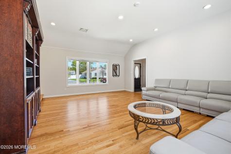 9 Dwight Drive Ocean Twp NJ 07712