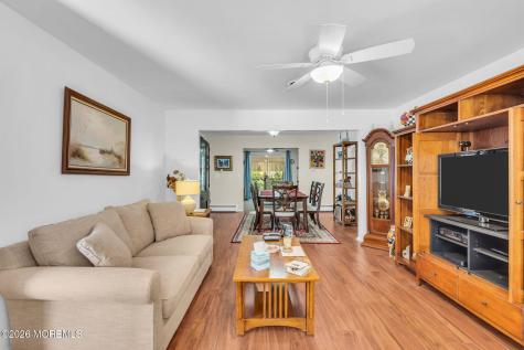 6 Dupont Court Toms River NJ 08757