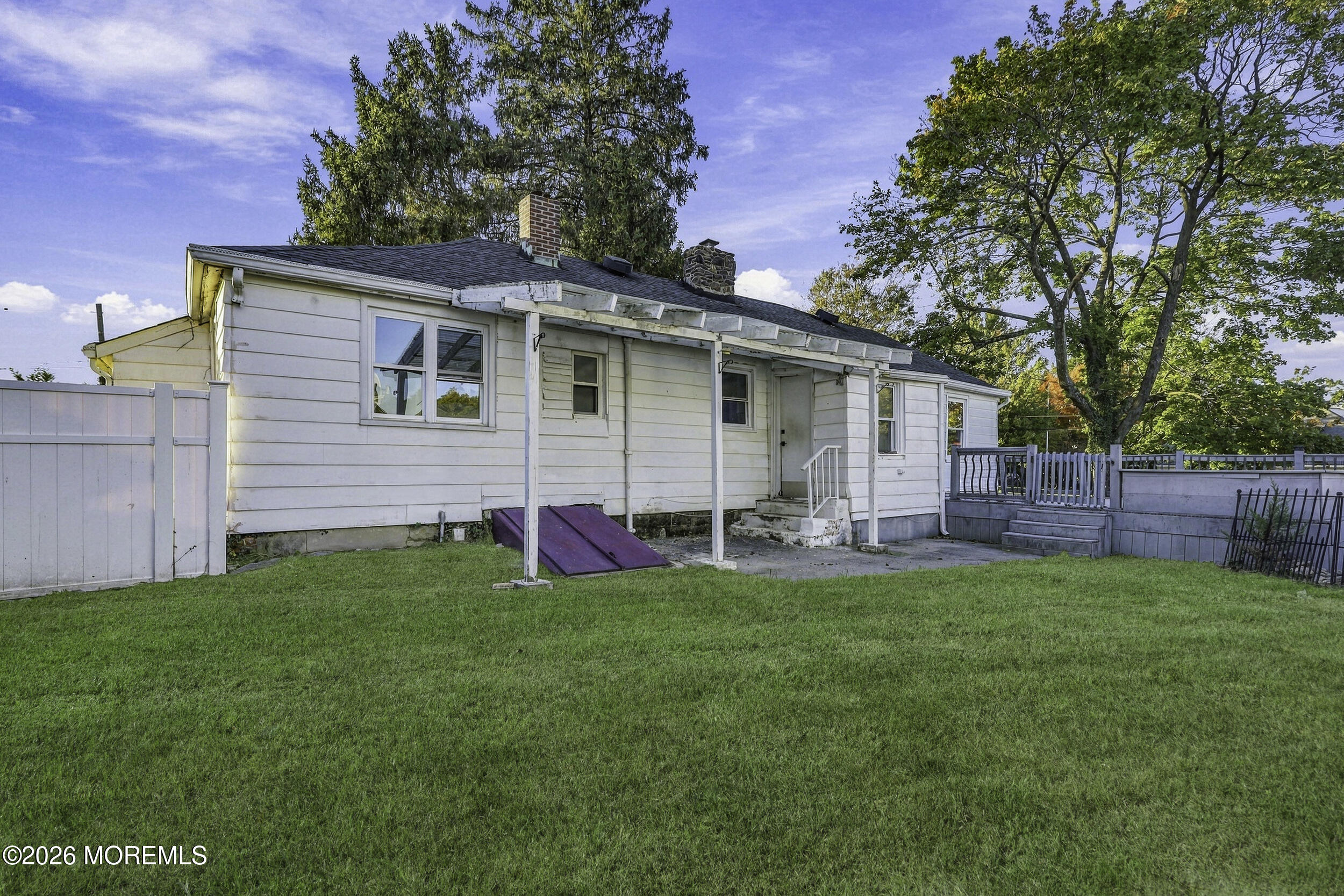 162 Concord Avenue Leonardo NJ 07737