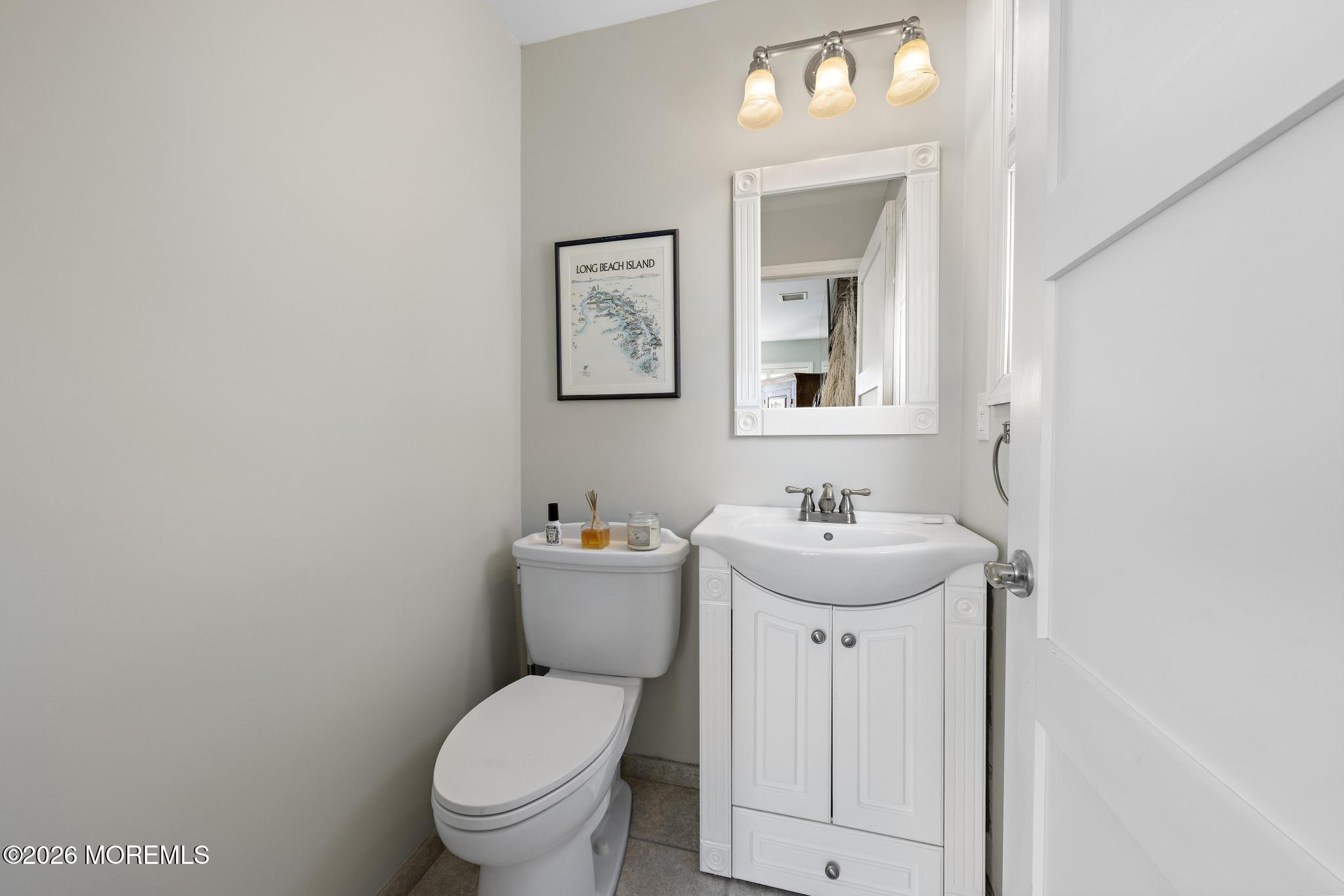 27 Diane Road Manahawkin NJ 08050